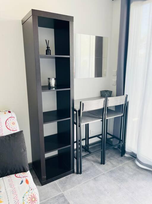 Joli Petit Studio Cosy Marignane Dış mekan fotoğraf